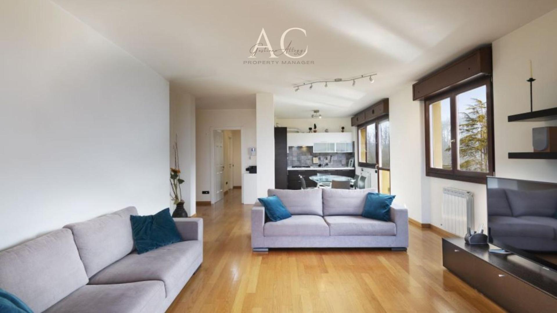 The House On The Lake Reno Di Leggiuno Exterior photo